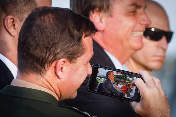 Secom diz que “não há indicativo de câncer de pele” em Bolsonaro