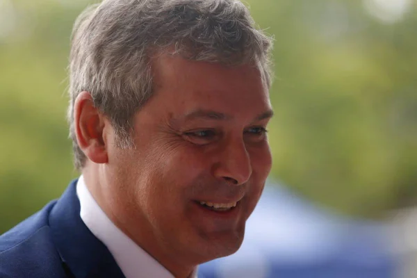 Deputado federal Lindbergh Farias (PT-RJ), integrante do GT do Centro de Governo, do Gabinete de Transição, fala com jornalistas ao sair do CCBB