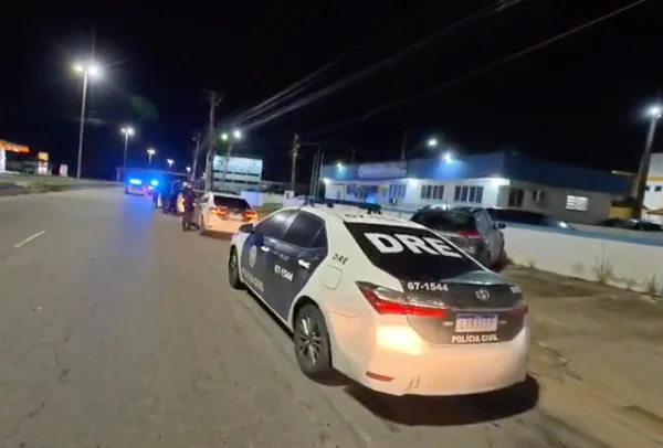 Polícia faz operação contra delivery de drogas do Comando Vermelho