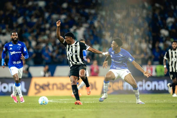 Cruzeiro e Atlético-MG empatam no jogo de ida da Copa do Brasil