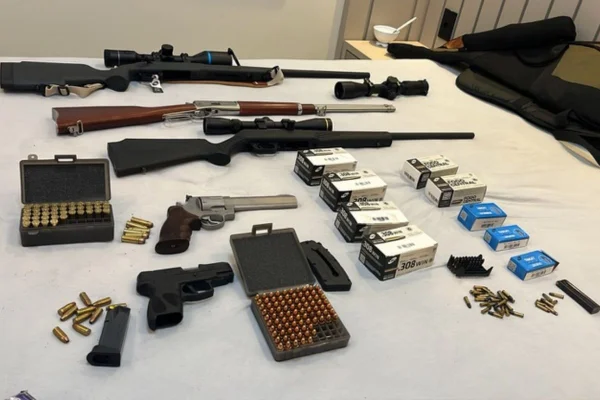 PCC “importou” 10 t de cocaína para SP em voos clandestinos, diz PF - destaque galeria PCC “importou” 10 t de cocaína para SP em voos clandestinos, diz PF - destaque galeria