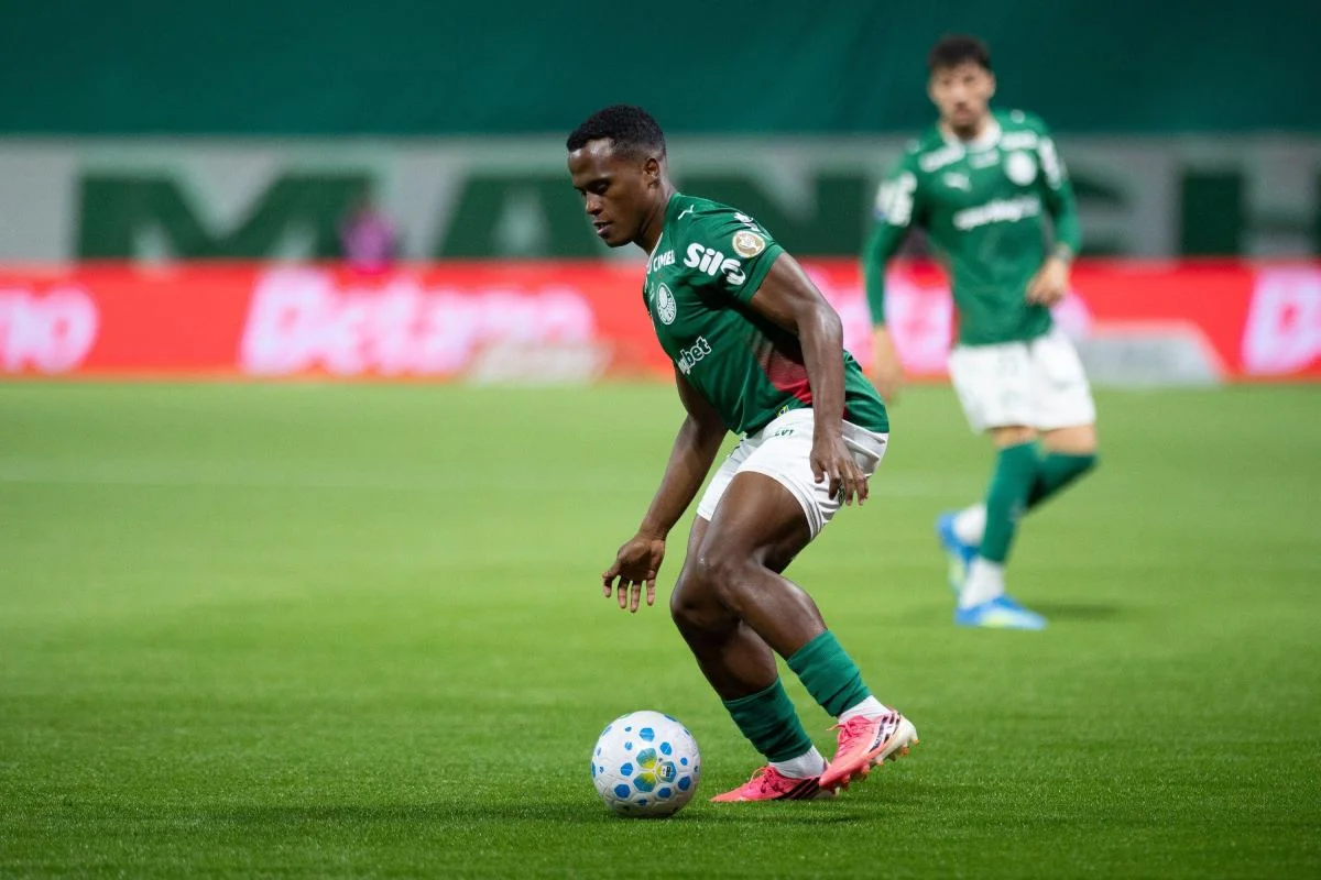 Palmeiras e Fortaleza se enfrentam pelo jogo de ida das oitavas de final da Copa do Brasil Palmeiras e Fortaleza se enfrentam pelo jogo de ida das oitavas de final da Copa do Brasil