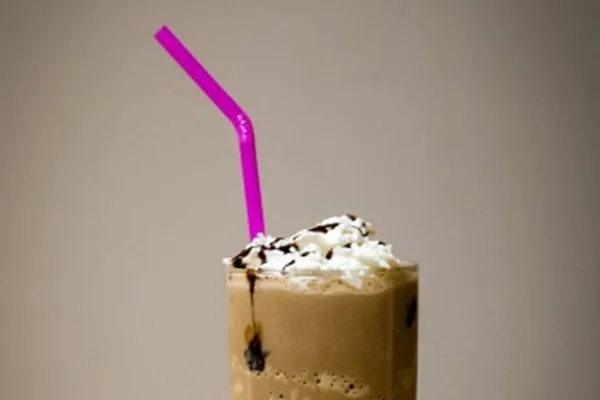 Aprenda receita diferente e fácil de milk-shake de cerveja