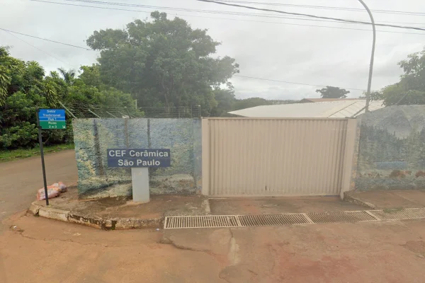 Criança de 11 anos ataca colega com canivete dentro de escola do DF