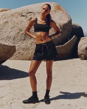Burberry Activewear é a primeira coleção da grife voltada para a prática de atividades físicas Burberry Activewear é a primeira coleção da grife voltada para a prática de atividades físicas