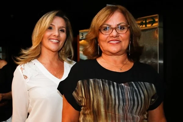 Patrícia Fernandes e Maria Ilza Mendonça Patrícia Fernandes e Maria Ilza Mendonça