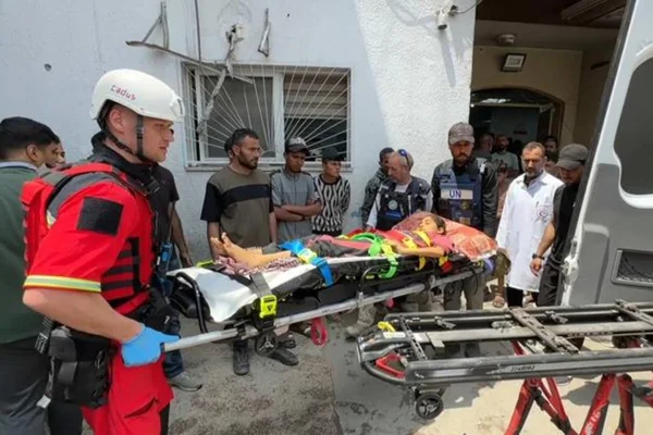 Equipe médica no norte de Gaza - Metrópoles