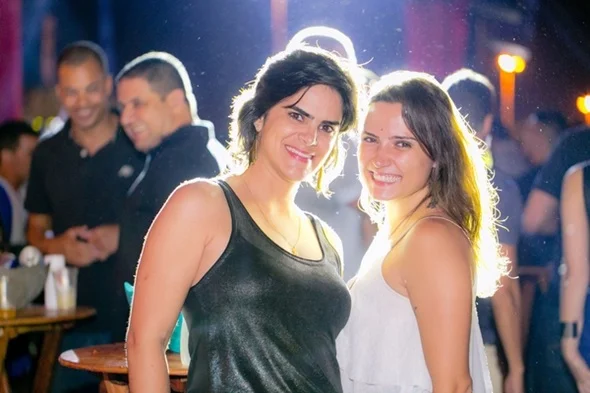 Raissa e Bruna Fraga Raissa e Bruna Fraga