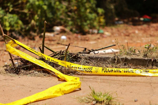 DF: corpo de mulher é achado em mata com marcas de violência na cabeça