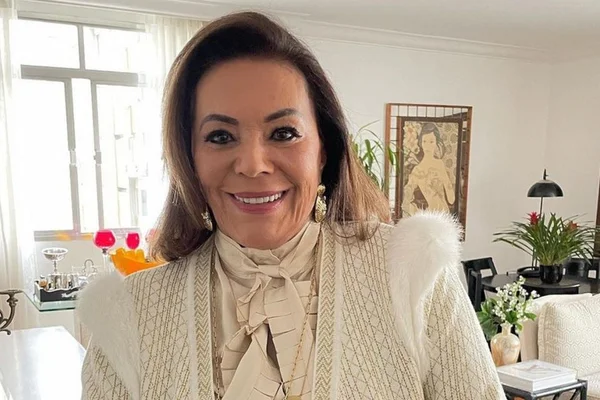 Beth Szafir revela horror a hábitos convencionais: “Não sei cozinhar”