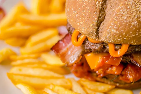Hamburgueria The Fifties encerra operações em Brasília