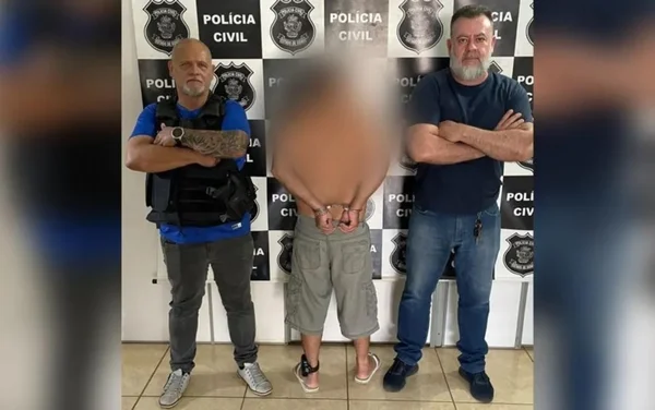 imagem colorida pai preso importunacao sexual filha