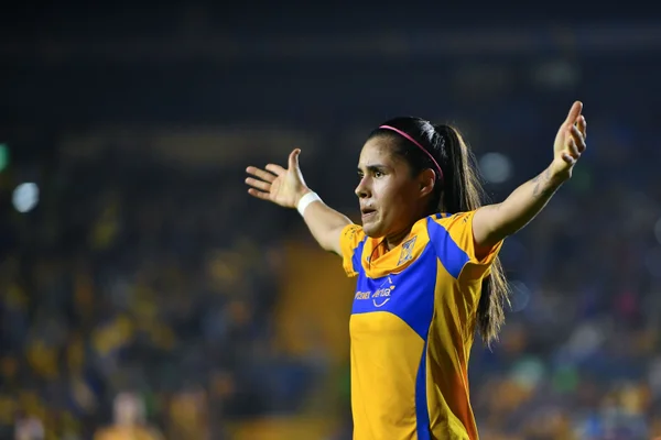 Fifa The Best: Lizbeth Ovalle leva o Prêmio Marta por gol mais bonito