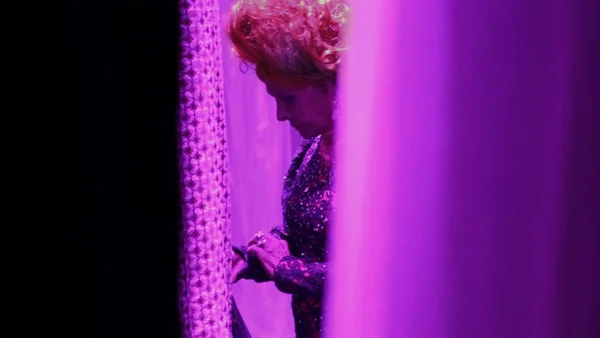 Crítica: “Divinas Divas” mostra as dores e as delícias de ser travesti