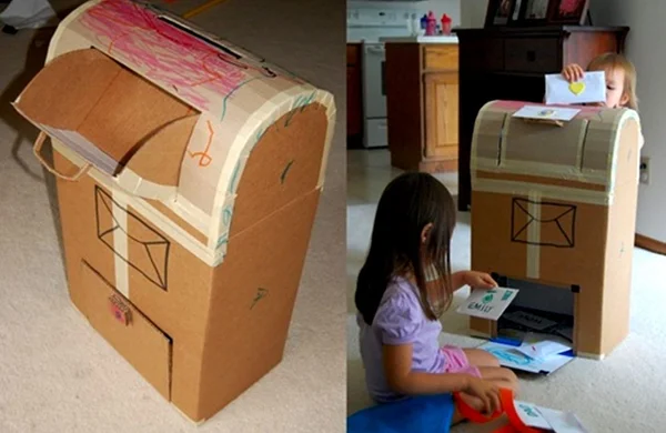 Brincadeiras com caixa de papelão
