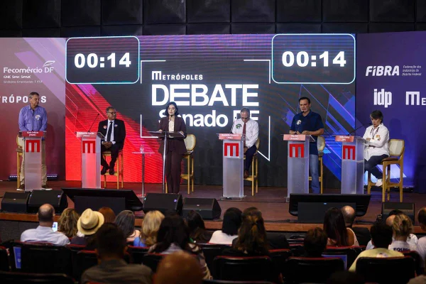 Candidatos ao Senado pelo DF se enfrentam no Debate Metrópoles