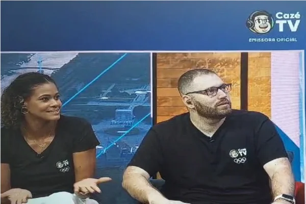 jogadora de vôlei Adenizia Ferreira foi cortada temporariamente nesta sexta-feira (26/7) em uma transmissão da Cazé TV das Olimpíadas 2024.