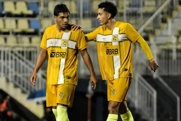 Brasiliense entra em campo em busca da segunda vitória na Copinha 2026