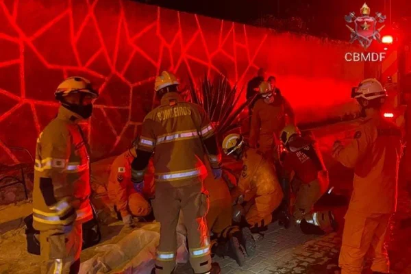 Bombeiros - Metrópoles