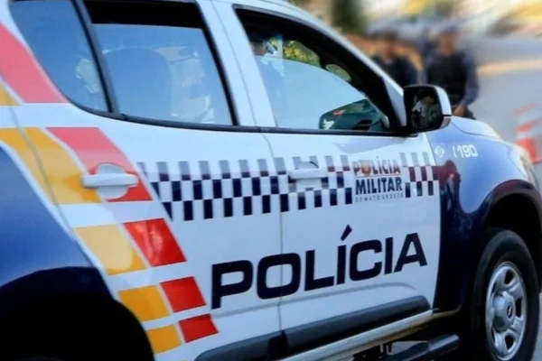 Imagem colorida de viatura da Polícia de MT - Metrópoles
