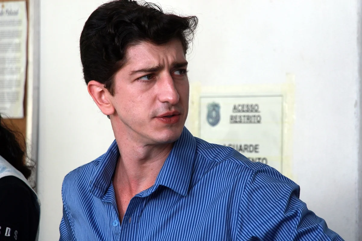 Para a produção, equipe e elenco participaram de cursos de formação de policias na capital pernambucana Para a produção, equipe e elenco participaram de cursos de formação de policias na capital pernambucana