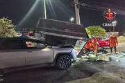 Trailer ficou destruído