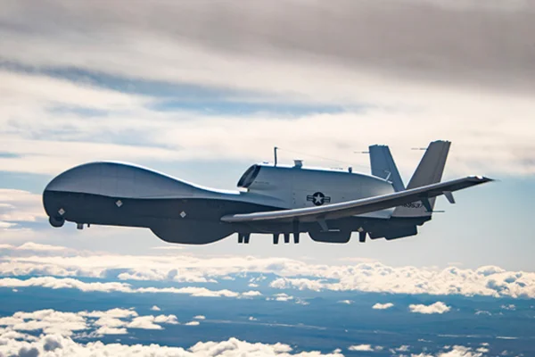 O que é MQ-4C Triton, drone bilionário dos EUA que desapareceu no Irã
