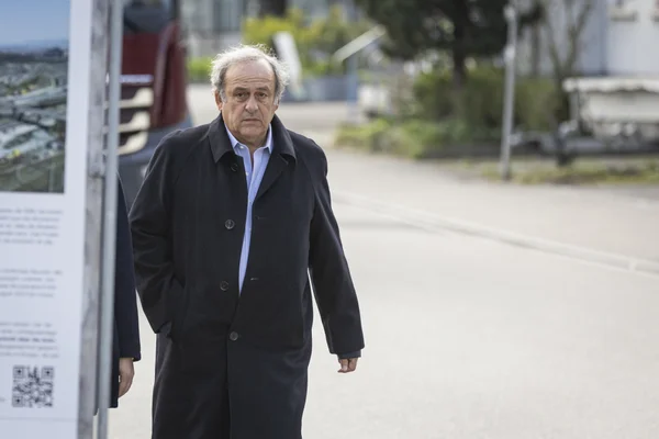 Às vésperas da Copa, Platini acusa presidente da Fifa de conspiração