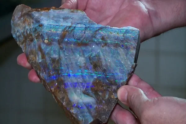 Nasa encontra opala em Marte; pedra existe em apenas 2 pontos na Terra