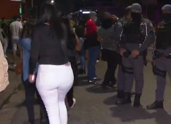 Polícia fecha festa clandestina com 658 pessoas em São Paulo