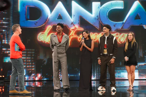Luciano Huck muda dinâmica do Dança dos Famosos para evitar vazamentos - destaque galeria Luciano Huck muda dinâmica do Dança dos Famosos para evitar vazamentos - destaque galeria