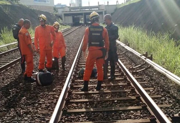 Cadeirante que caiu nos trilhos do Metrô-DF morre no Hospital de Base