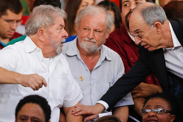 PT deixa para decidir com Lula quem apoiar em eleição na Câmara