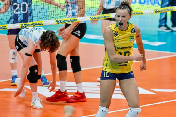 Vôlei: Brasil é campeão Sul-Americano e garante vaga na Olimpíada de 2028 - destaque galeria Vôlei: Brasil é campeão Sul-Americano e garante vaga na Olimpíada de 2028 - destaque galeria