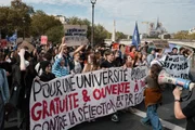 França tem o maior dia de protestos estudantis nesta terça (6/10) França tem o maior dia de protestos estudantis nesta terça (6/10)