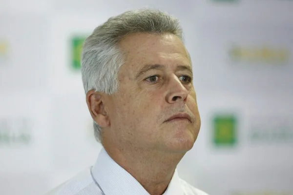 Passagens ficarão mais caras no fim de semana, diz Rollemberg