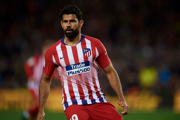 O que gira em torno das especulações de Diego Costa no Flamengo?