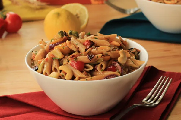 Pene com caponata