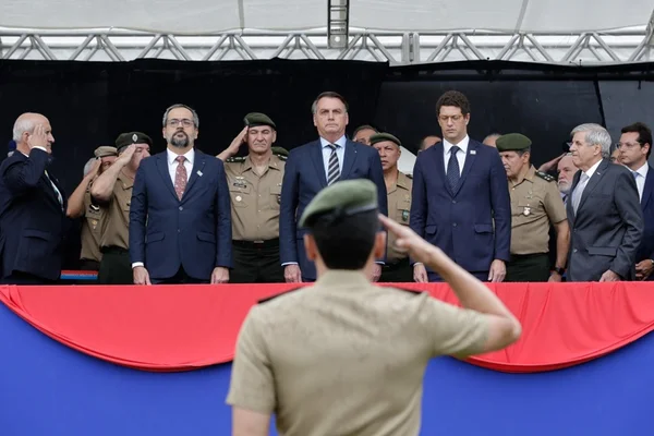 Em SP, Bolsonaro critica educação no Nordeste: “Forma militantes”
