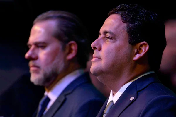 Presidente da OAB vai ao STF por fala de Bolsonaro sobre morte do pai