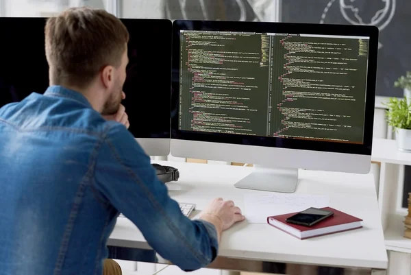 Curso de Desenvolvedor de Software oferece oportunidade no Banco PAN
