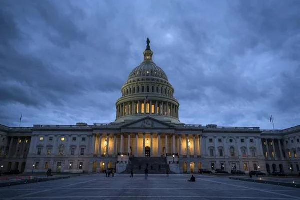 Senado americano chega a acordo para encerrar paralisação do governo