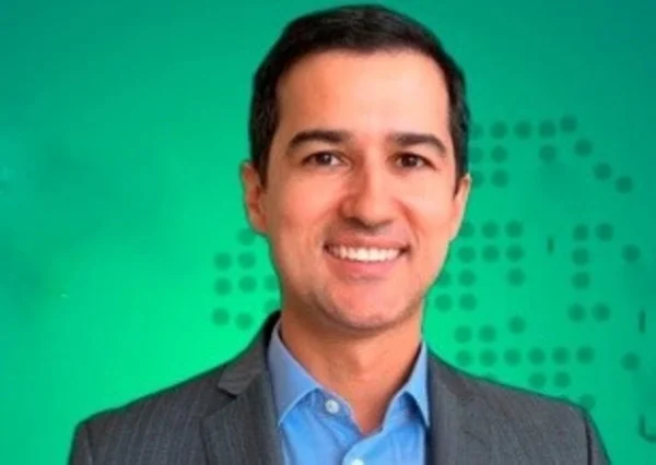 Tabelião João Paulo Neto, responsável pelo Cartório do 2º Ofício de Notas de Lagoa Santa (MG)