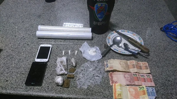 Polícia apreende adolescente que fazia drive-thru de drogas em Ceilândia