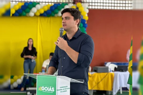 Foto de homem branco