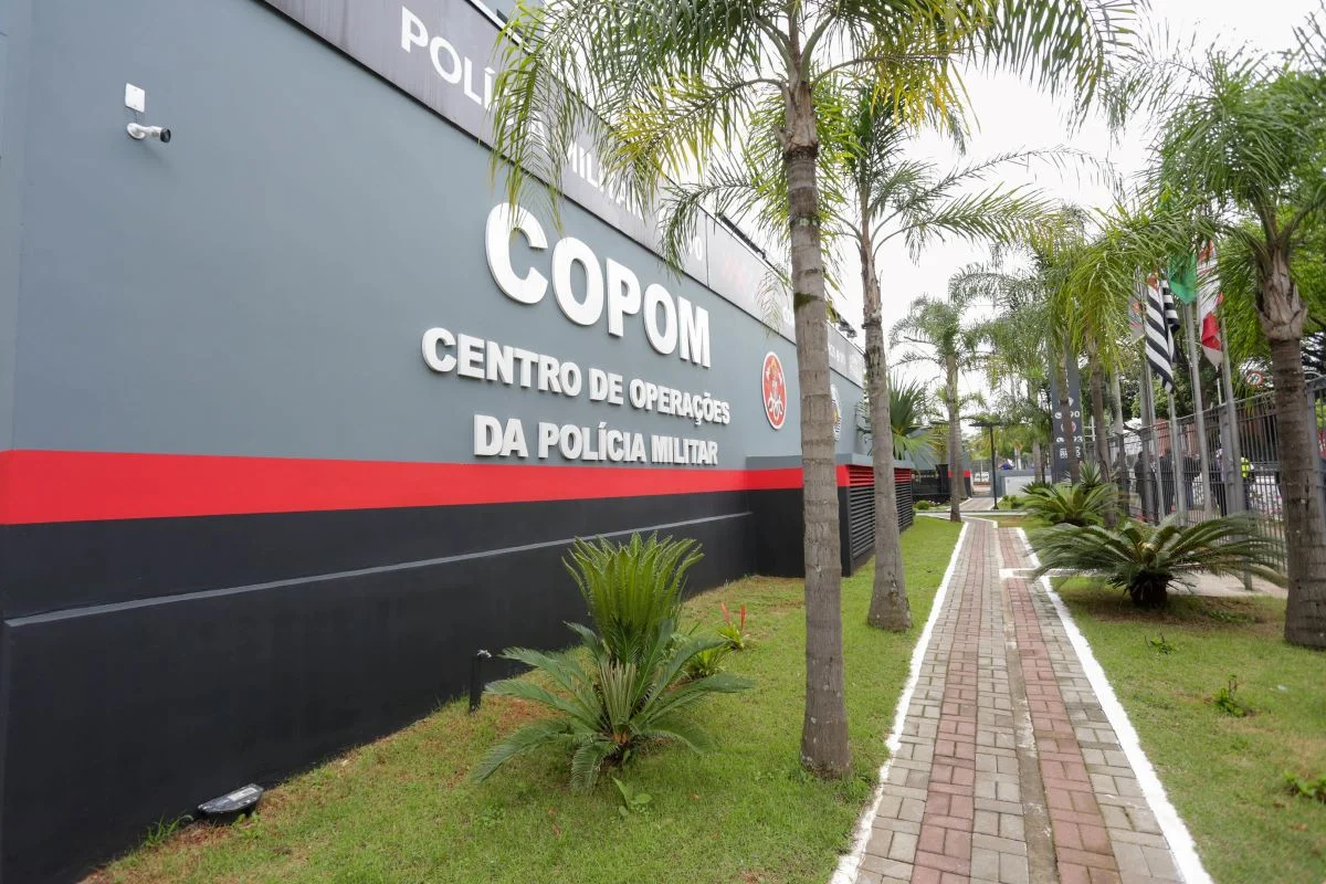 Centro de Operações da PM de SP Centro de Operações da PM de SP