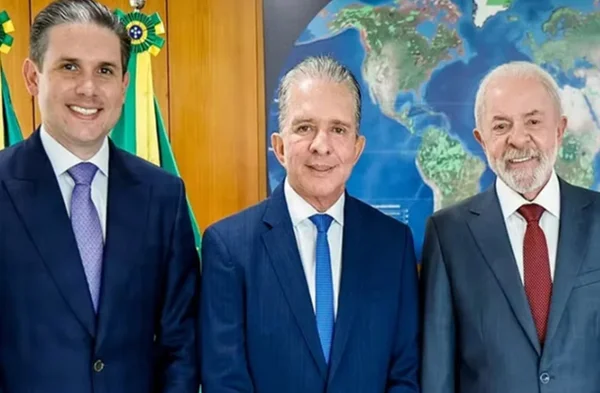Planilha revela que PT ainda não decidiu se vai apoiar pai de Motta