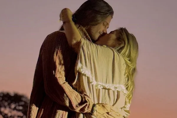 Wanessa Camargo e Dado Dolabella se beijam durante viagem romântica - Metrópoles