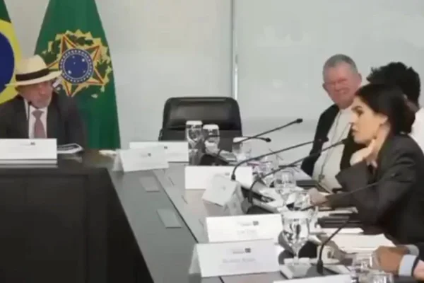 Paula Lavigne faz pedido a Lula sobre bets: “Acabe com esse horror” - destaque galeria Paula Lavigne faz pedido a Lula sobre bets: “Acabe com esse horror” - destaque galeria