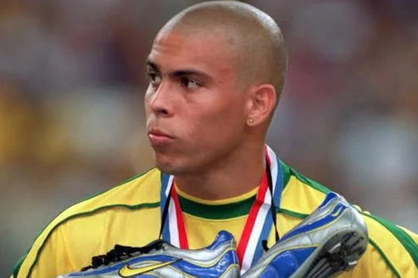 Filme promete revelar o que houve com Ronaldo na final da Copa de 98
